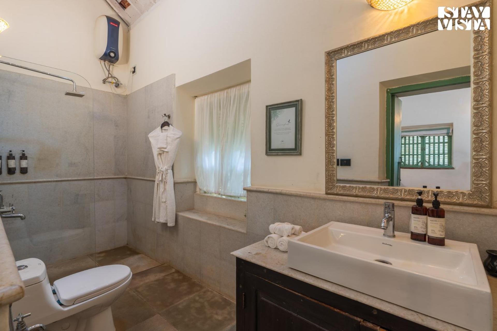 Stayvista At Amalia By Tellado With Pool, Wifi Assagao Екстер'єр фото