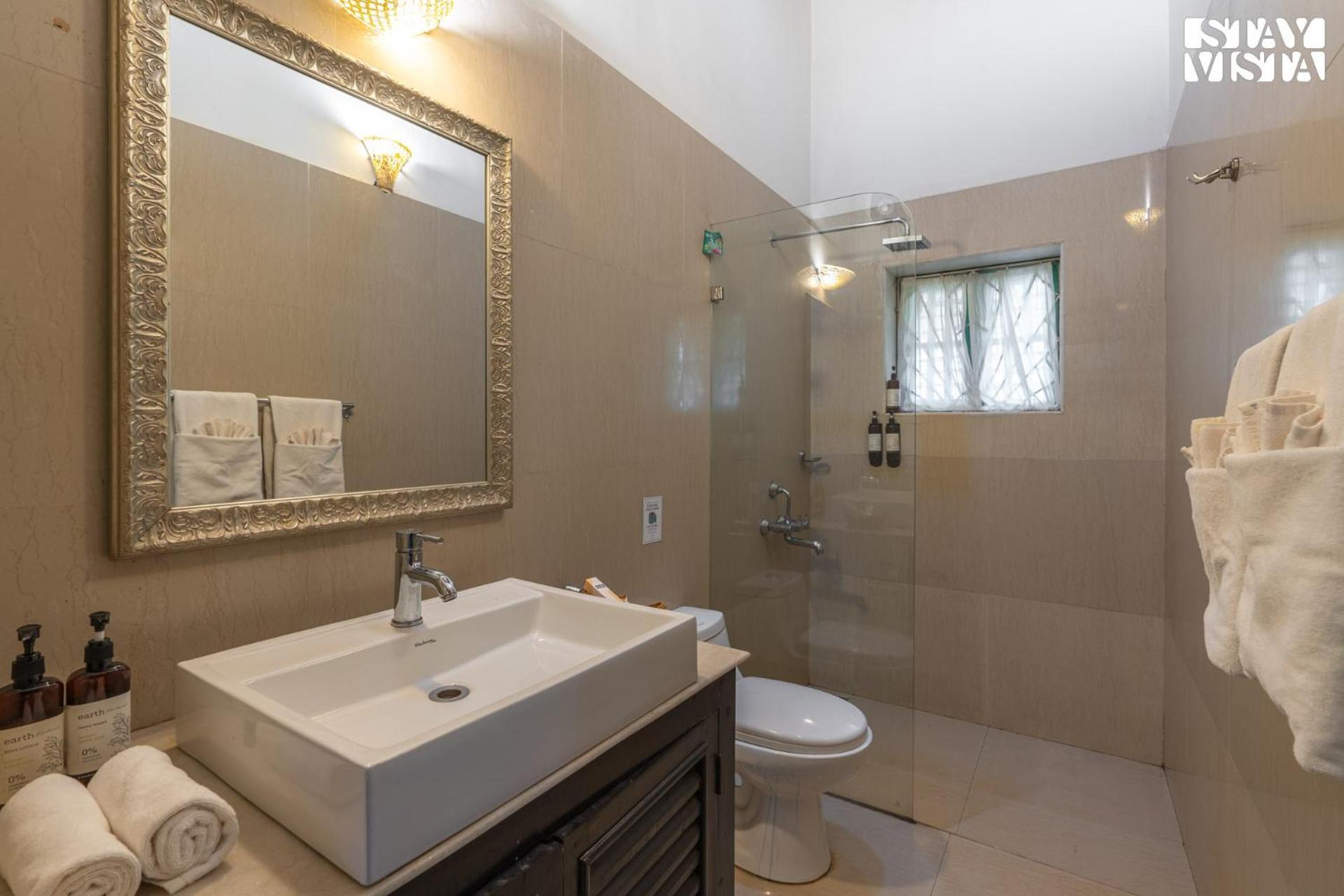 Stayvista At Amalia By Tellado With Pool, Wifi Assagao Екстер'єр фото